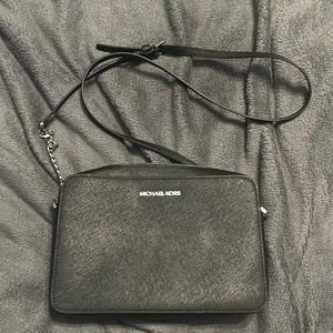 Black Michael Kors Crossbody Bag